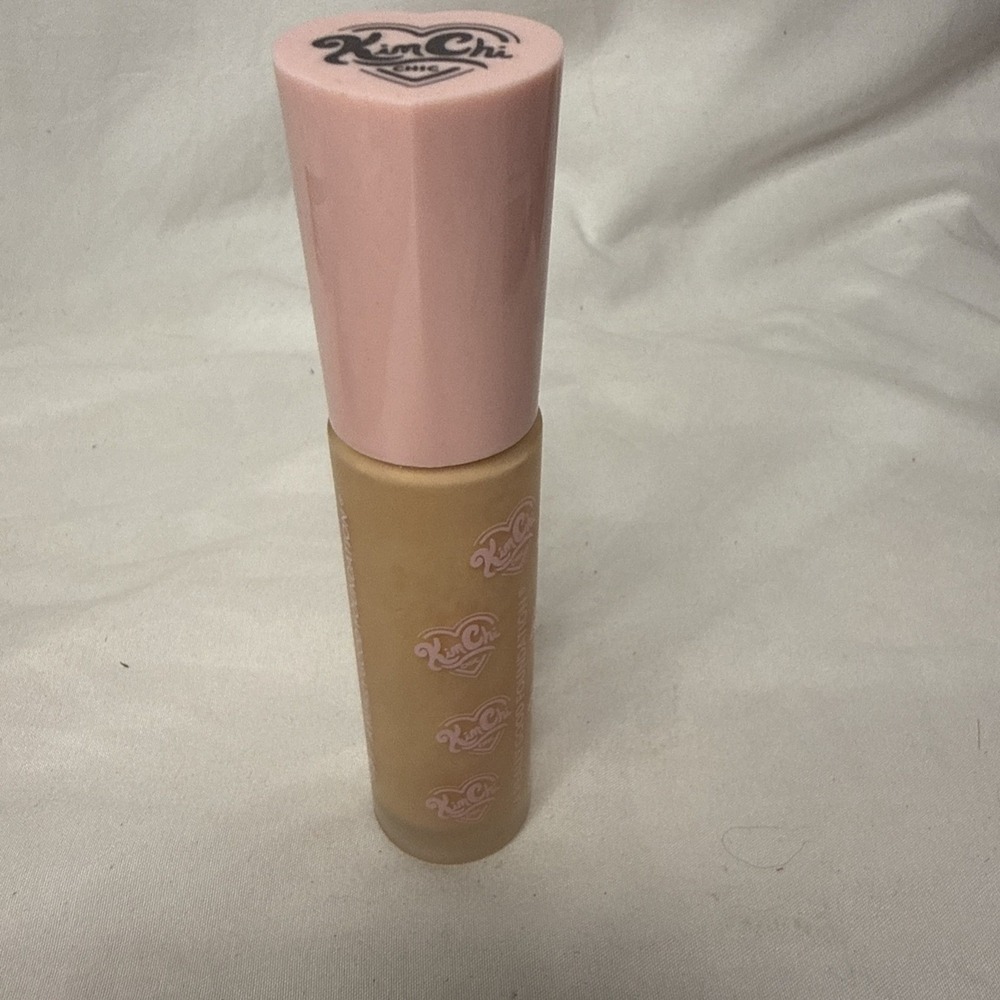 Kim Chi Chic A Really Good Foundation 103L New Sealed ARGF Cruelty Free 1FL oz
